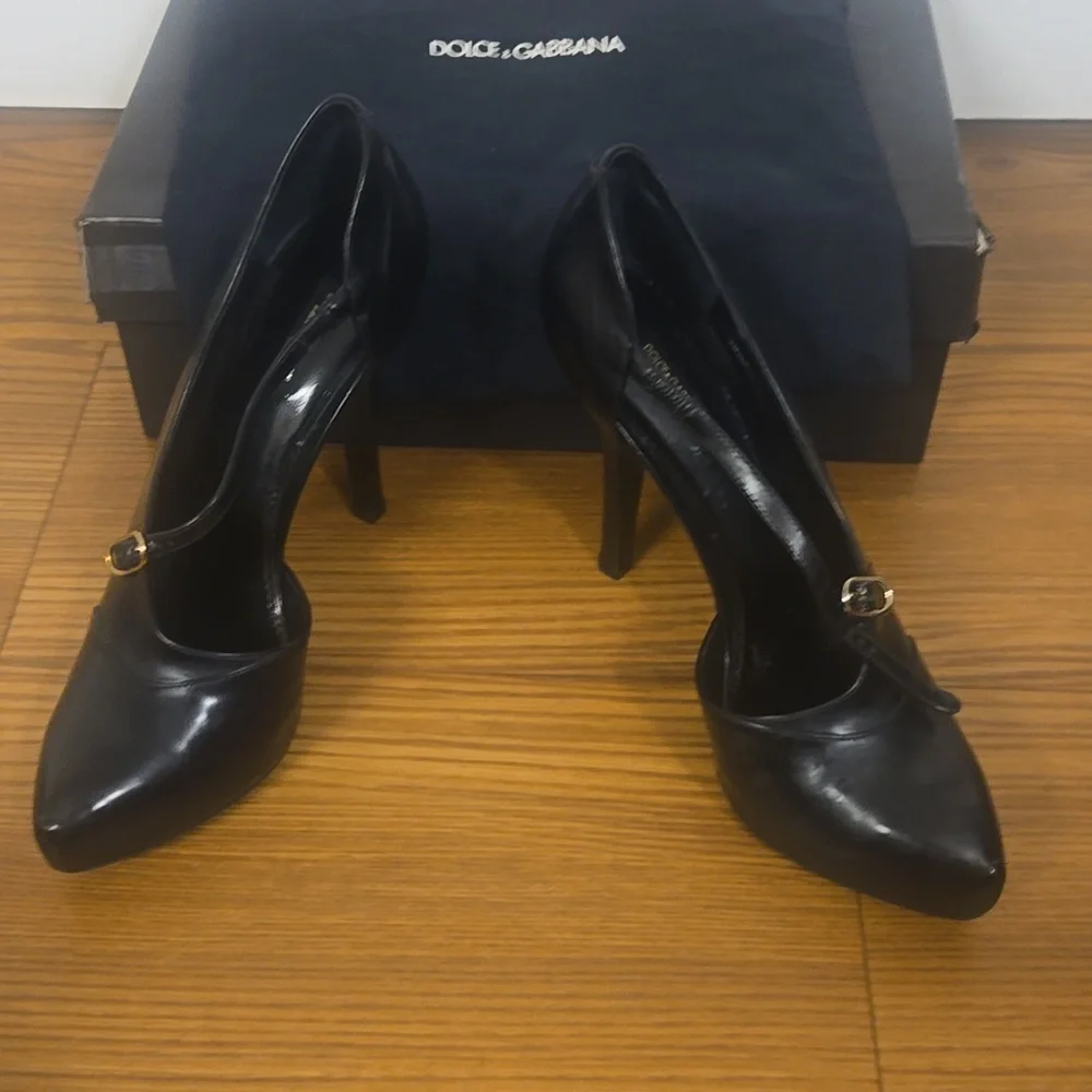 Dolce & Gabbana Heels - Picture 2 of 7